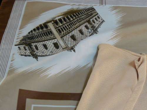 SCARVE ITALY AND GLOVES