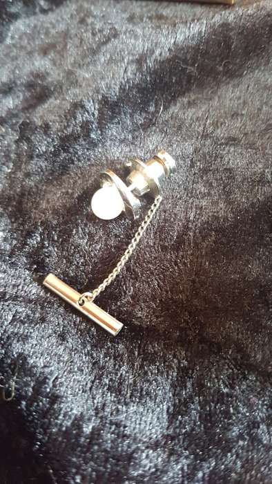 Genuine pearl mens Pin Tie Tack very smart almost has an art deo feel to it