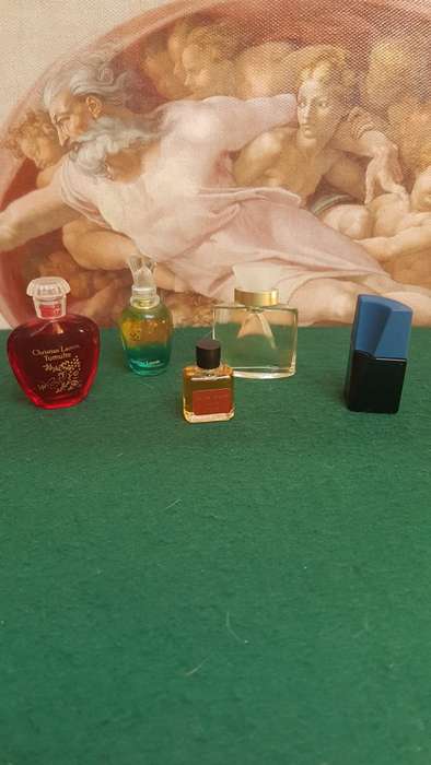 Miniature refillable glass perfume bottles 4x full