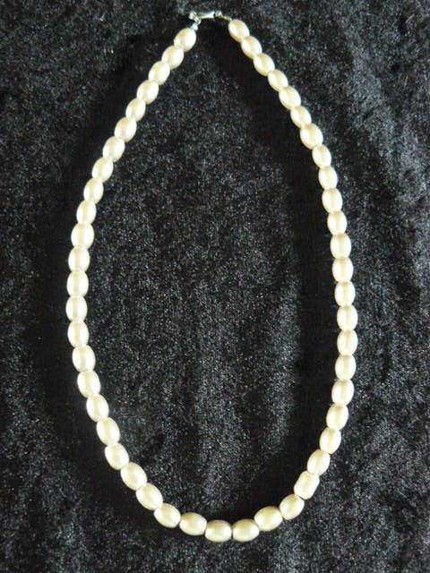FOUX PEARL NECKLACE