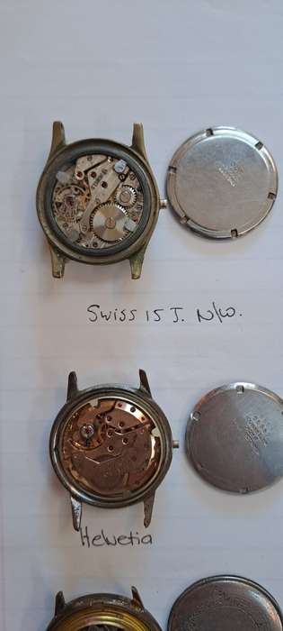Lot of vintage watches for spares or repairs