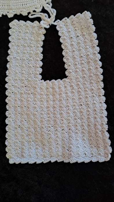 3x stunning vintage cotton bibs and booties