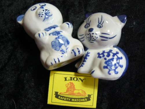 PORCELAIN BLUE AND WHITE SALT AND PEPPER SET