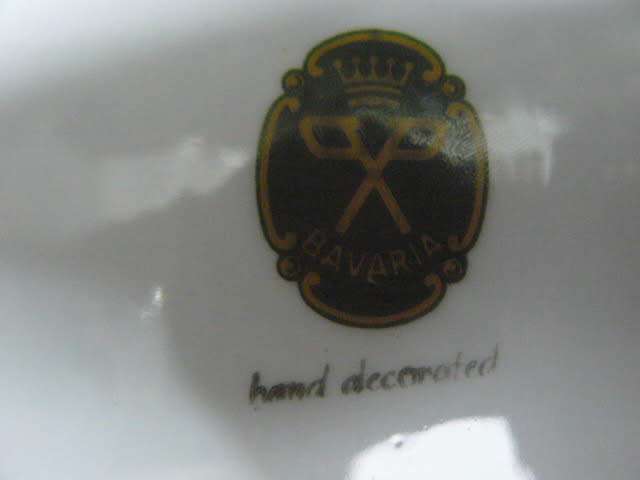BAVARIA HAND DECORATED ASHTRAY WITH MOTHER OF PEARL EFFECT