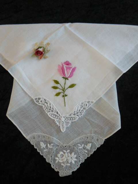 VINTAGE COTTON HANKIE EMBROYDERED X 2