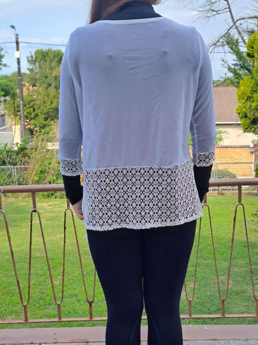 Vintage like netting and crocheted top plain but pretty