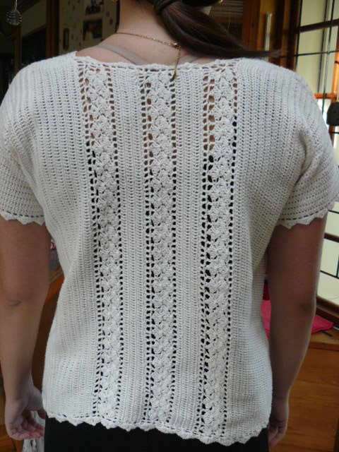 CHROCHETED COTTON M - L  VINTAGE TOP