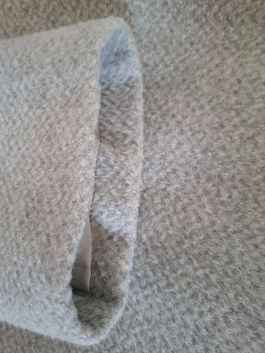 Elegant Ladies Winter Coat L - Mint Condition, Light Grey, Warm, Long, Stunning & Mostly Fleece Wool