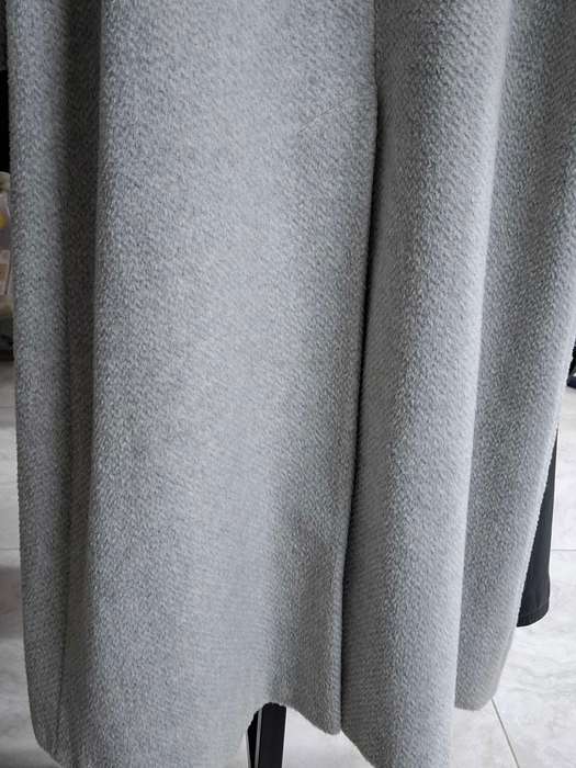 Elegant Ladies Winter Coat L - Mint Condition, Light Grey, Warm, Long, Stunning & Mostly Fleece Wool