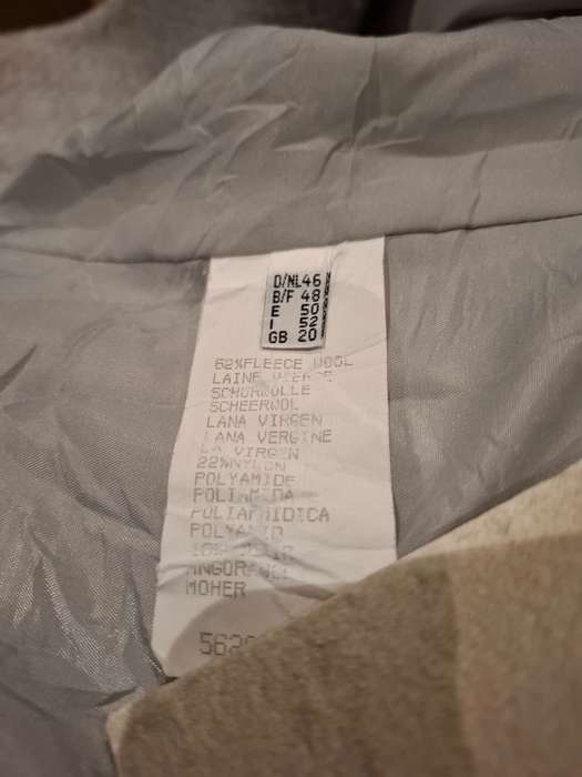 Elegant Ladies Winter Coat L - Mint Condition, Light Grey, Warm, Long, Stunning & Mostly Fleece Wool