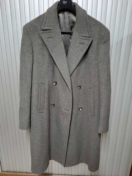 Stylish Vintage Grey Ladies Winter Coat - 3/4 length, Warm, Beautiful Silver-grey Lining