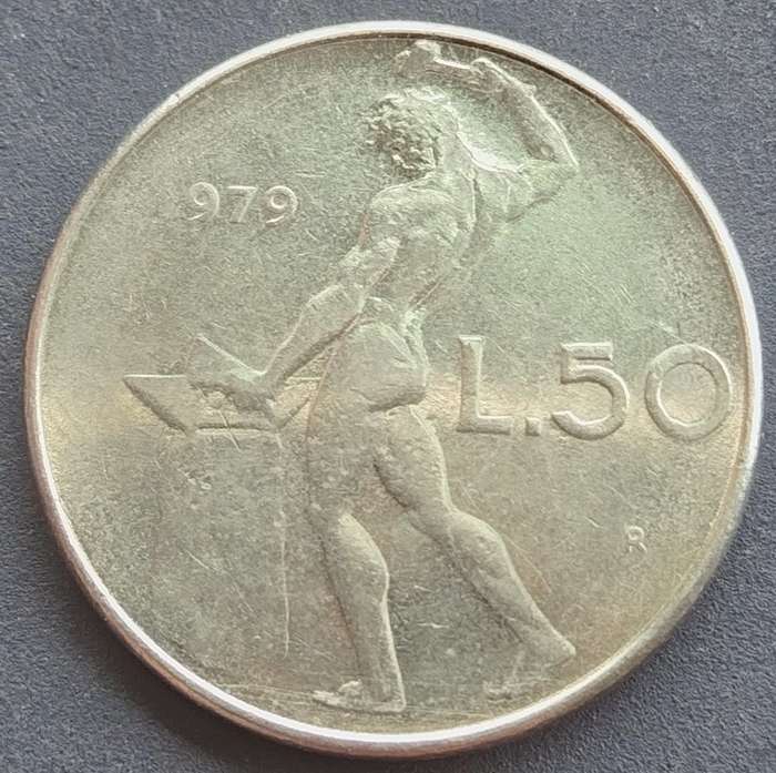 1979       50 Lire     Italy         SUN13561~