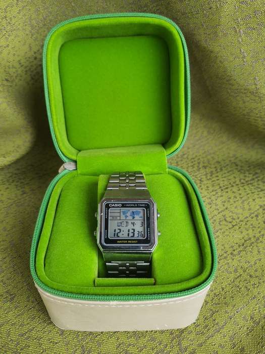 KAROO-ANTIEK #14 - Retro World Time Digital Wrist Watch, A500WA-1DF
