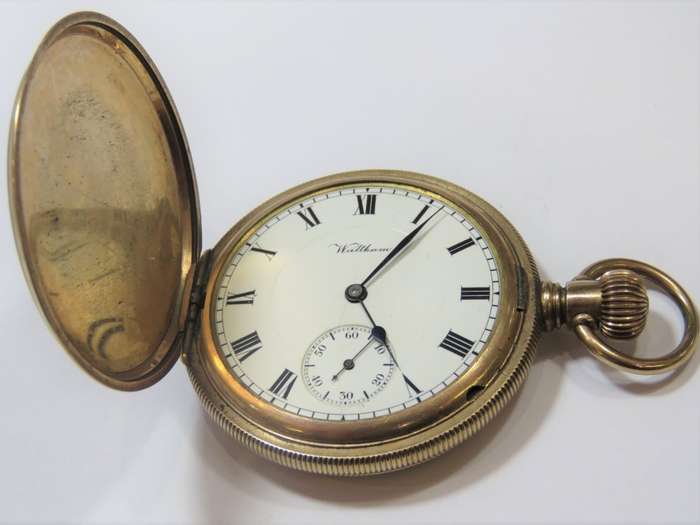 Beautiful Waltham Mass gold plated full hunter pocket watch - No glass  - Working