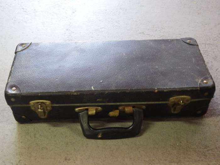 Small vintage suitcase - Size: 42cm x 16cm x 9cm