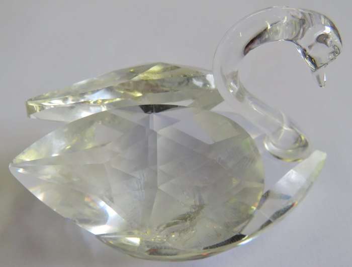 Vintage Swarovski swan - Wings repaired