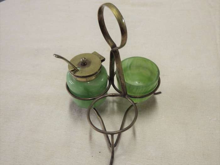 Vintage green glass condiment set - Missing one item