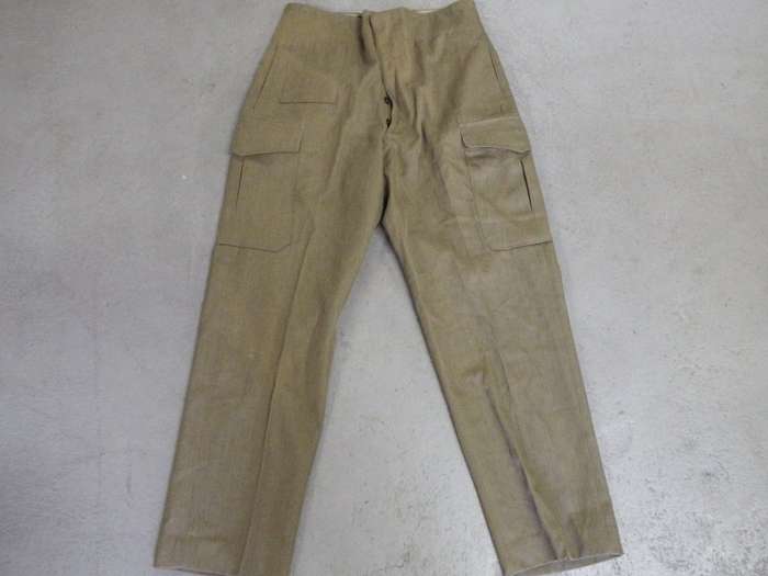 1970 SA Army combat trousers - Fits with bunny jacket - Waist: 94cm, Inner leg: 76cm