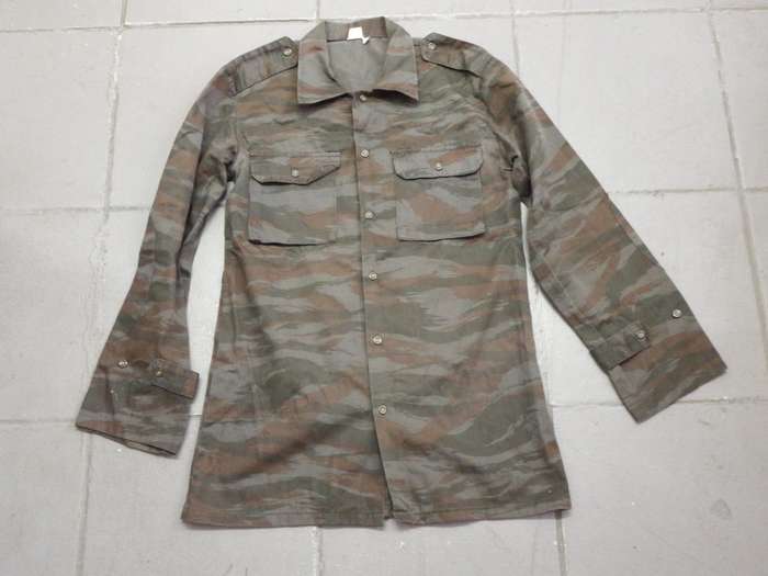 Old SADF Recce copy of FAPLA camo long sleeve shirt - Size medium - Lizzard camo