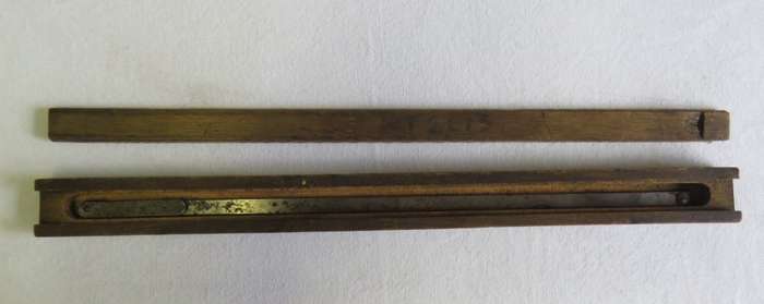 Vintage Moore and Wright feeler gauge