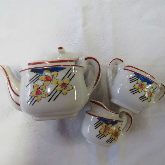 Vintage doll house tea set