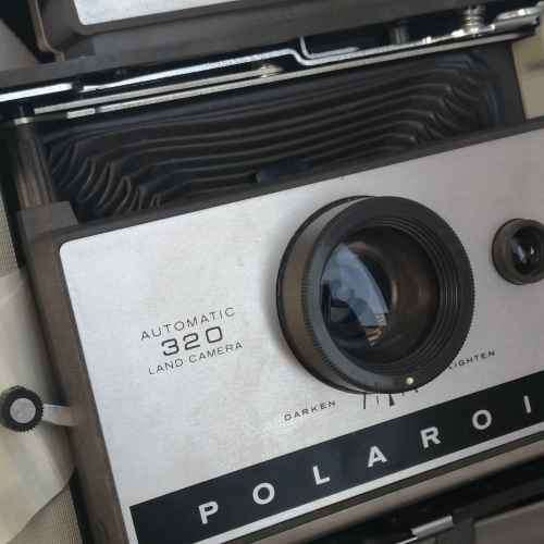 Vintage Poloroid 320 land camera - excellent condition