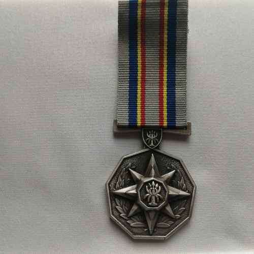 Set of 3 Police service medals issued to Warrant Officer DeVlin Williams