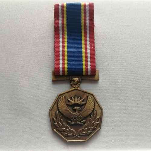 Set of 3 Police service medals issued to Warrant Officer DeVlin Williams