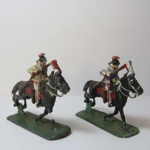Pair of vintage cavalry lead soldiers - 30 mm soldiers