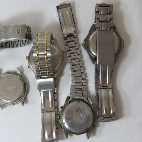 Lot of 6 Quartz watches for spares - Not working