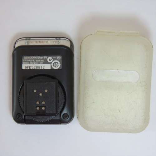Samsung CAMCYHR model SEF8A camera flash - In original holder