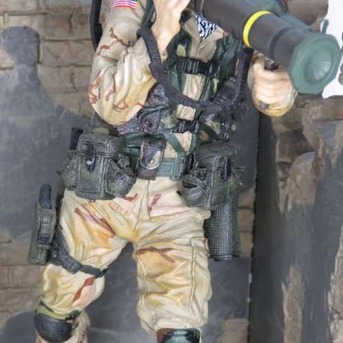 McFarlane Military US Army Desert infantry figurine box set