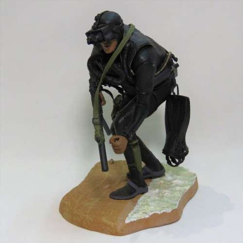 McFarlane Military US Army Navy Seal figurine - Knife missing