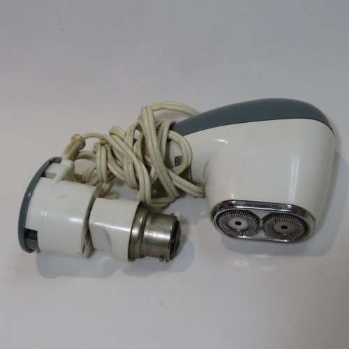 Vintage Philishave electric shaver in original box - With lightbulb adapter