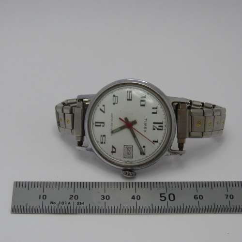 Vintage Timex manual wind ladies watch - Working