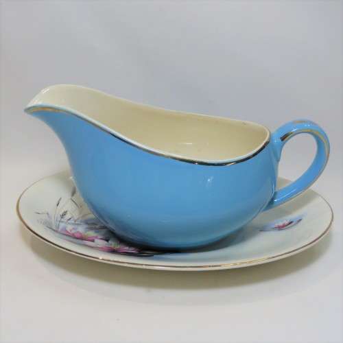 Vintage Alfred Meakin Sauce Boat and Drip tray