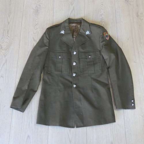 Armored Corps tunic with Special Service battalion shoulder flashes