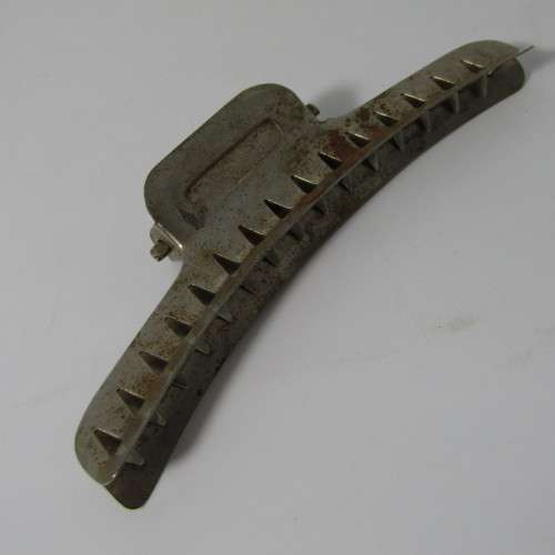Vintage De Luxe Pro-Curler with metal hair clips