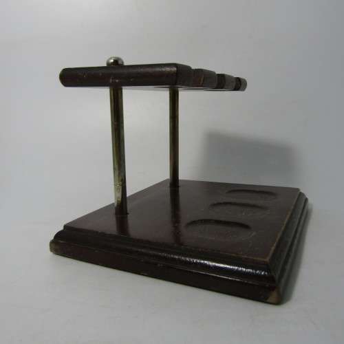 Vintage wooden smoking pipe stand for 3 pipes