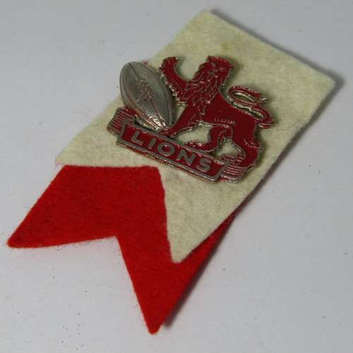 Vintage Lions Rugby pin badge