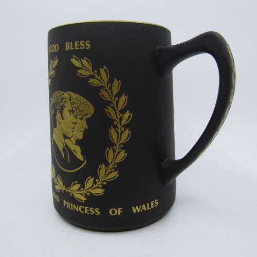 Wedgwood 1981 Caernarvon Prince of Whales mug