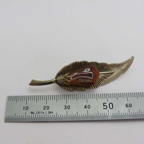 Vintage gold coloured costume jewellery leaf brooch