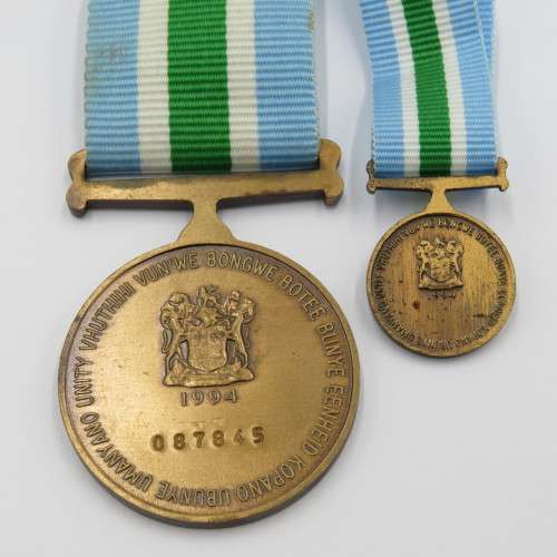 SADF Unity medal and miniature #087845