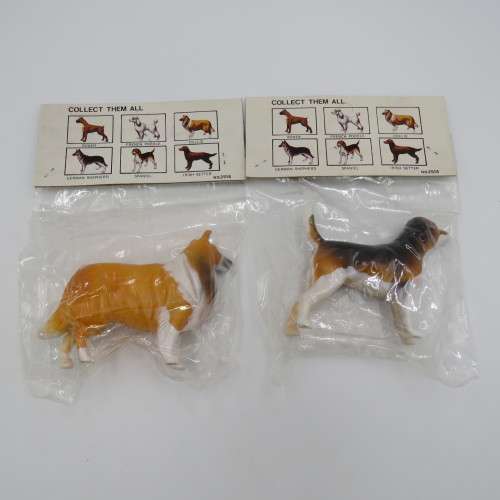 Vintage set of 6 collectible plastic dogs