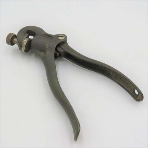 Vintage Eclipse No.77 saw setting tool
