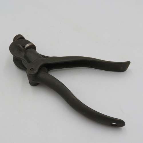 Vintage Eclipse No.77 saw setting tool