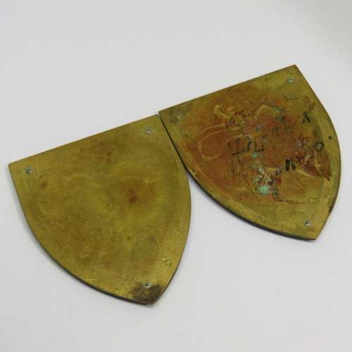 Pair of SADF Hillcrest commando shoulder flashes - No pins - Scratched