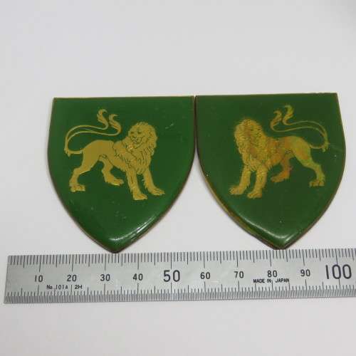 Pair of SADF Hillcrest commando shoulder flashes - No pins - Scratched