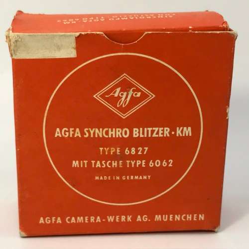 Vintage Agfa Synchro Blitzer flash holder in case
