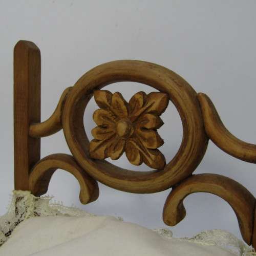 Vintage wooden Dolls House furniture - Bed and Bedside table